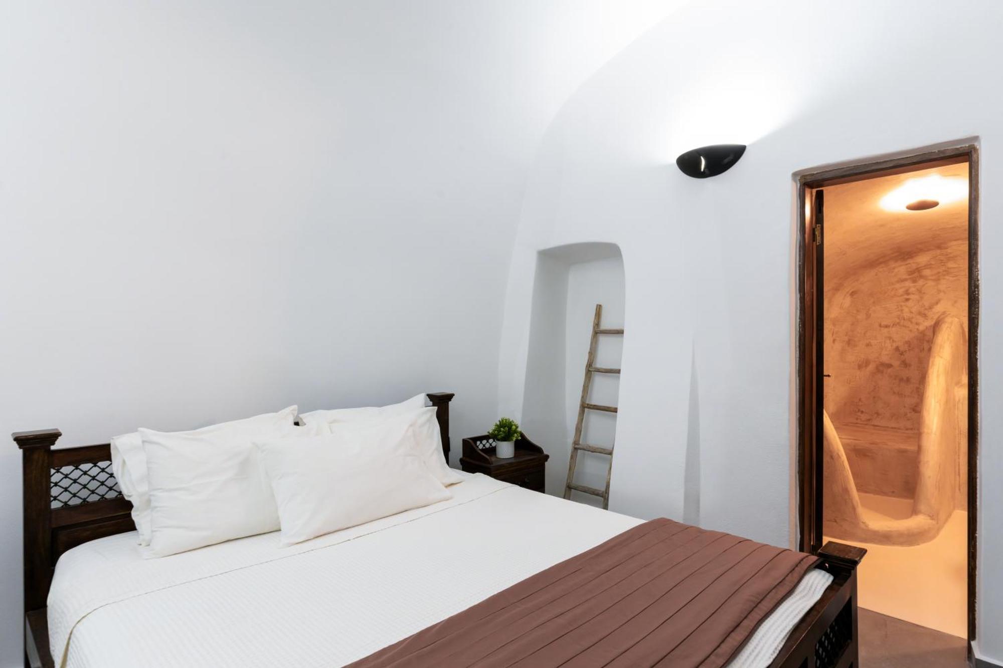 אויה Enalion Suites מראה חיצוני תמונה
