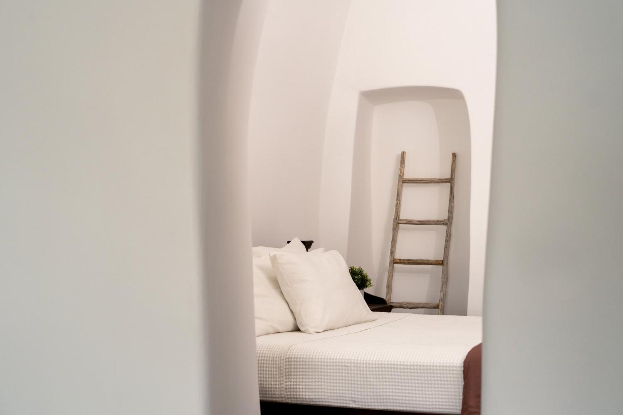 אויה Enalion Suites מראה חיצוני תמונה