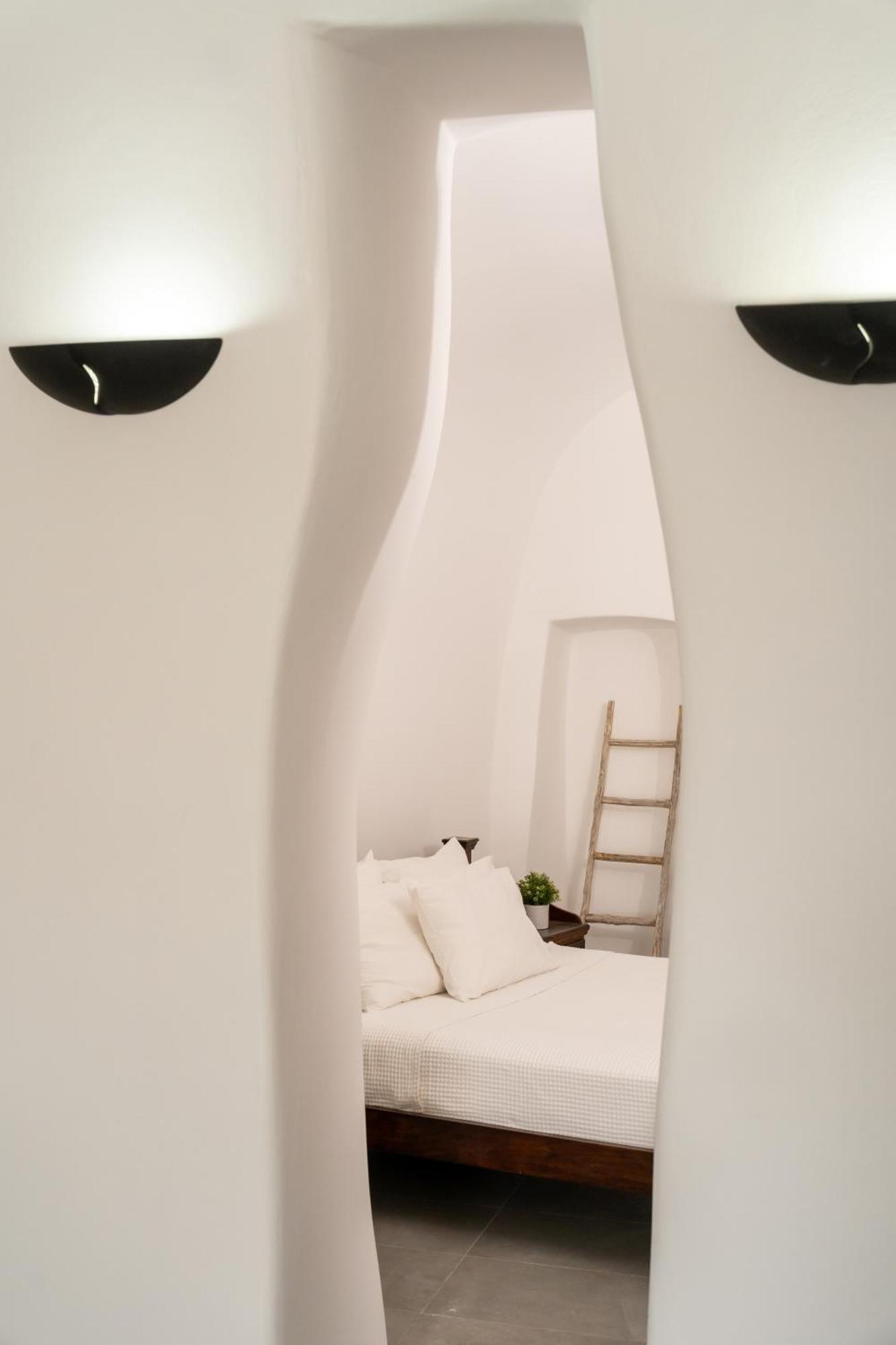 אויה Enalion Suites מראה חיצוני תמונה