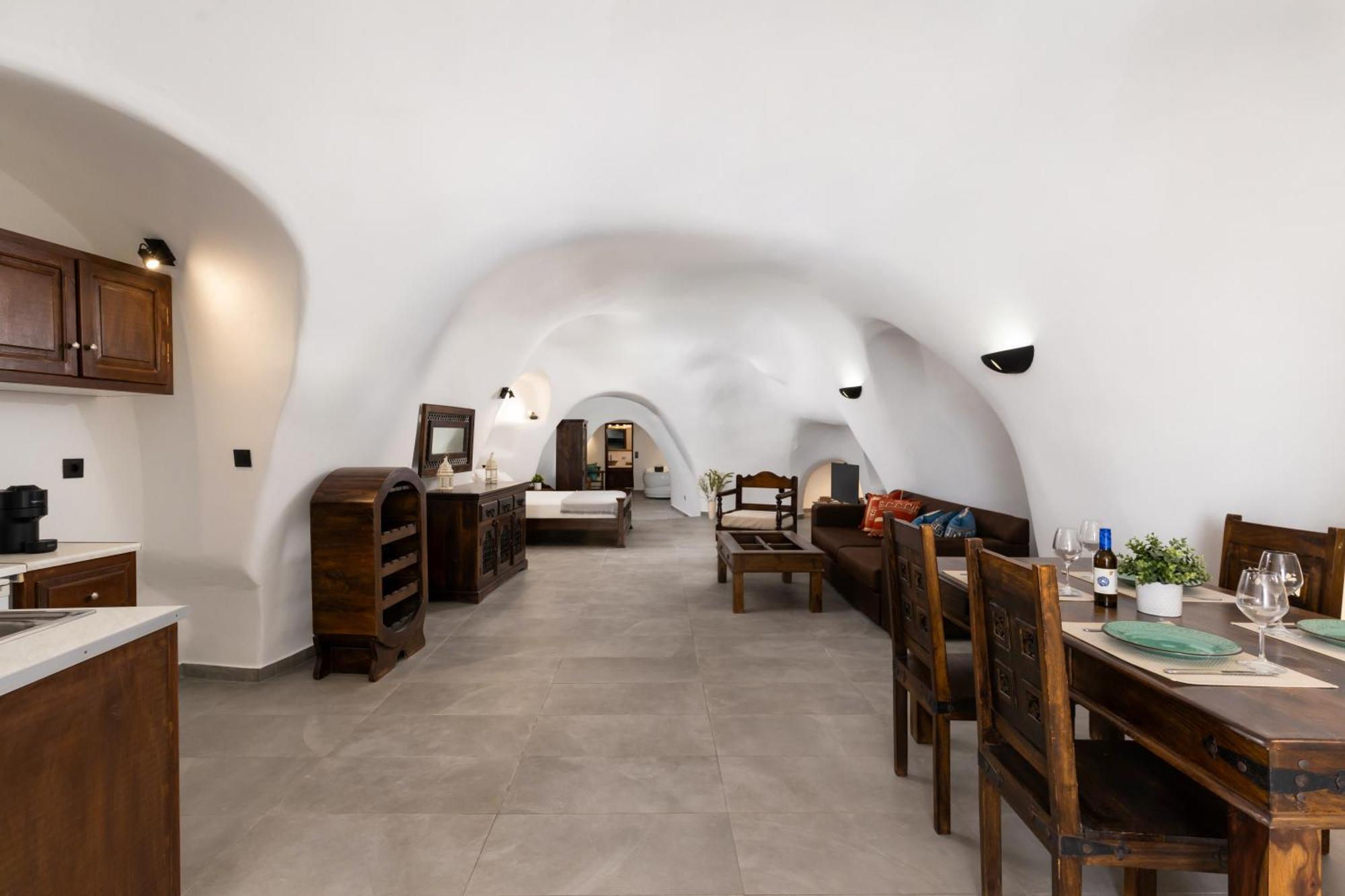 אויה Enalion Suites מראה חיצוני תמונה