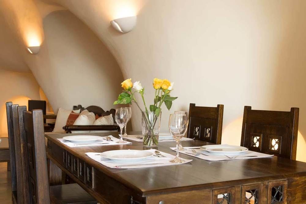 אויה Enalion Suites מראה חיצוני תמונה